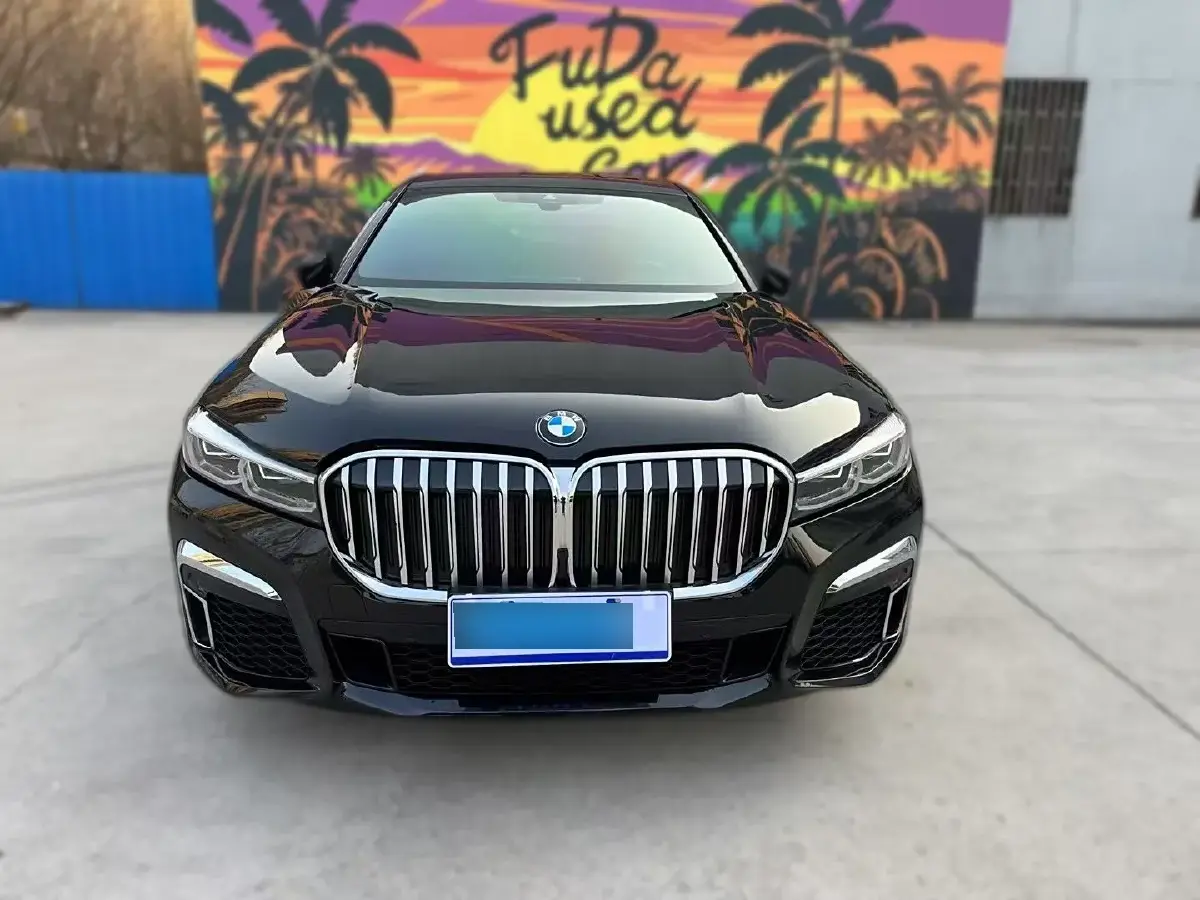 2019 BMW 7 Series 2.0T 265HP L4 8AT