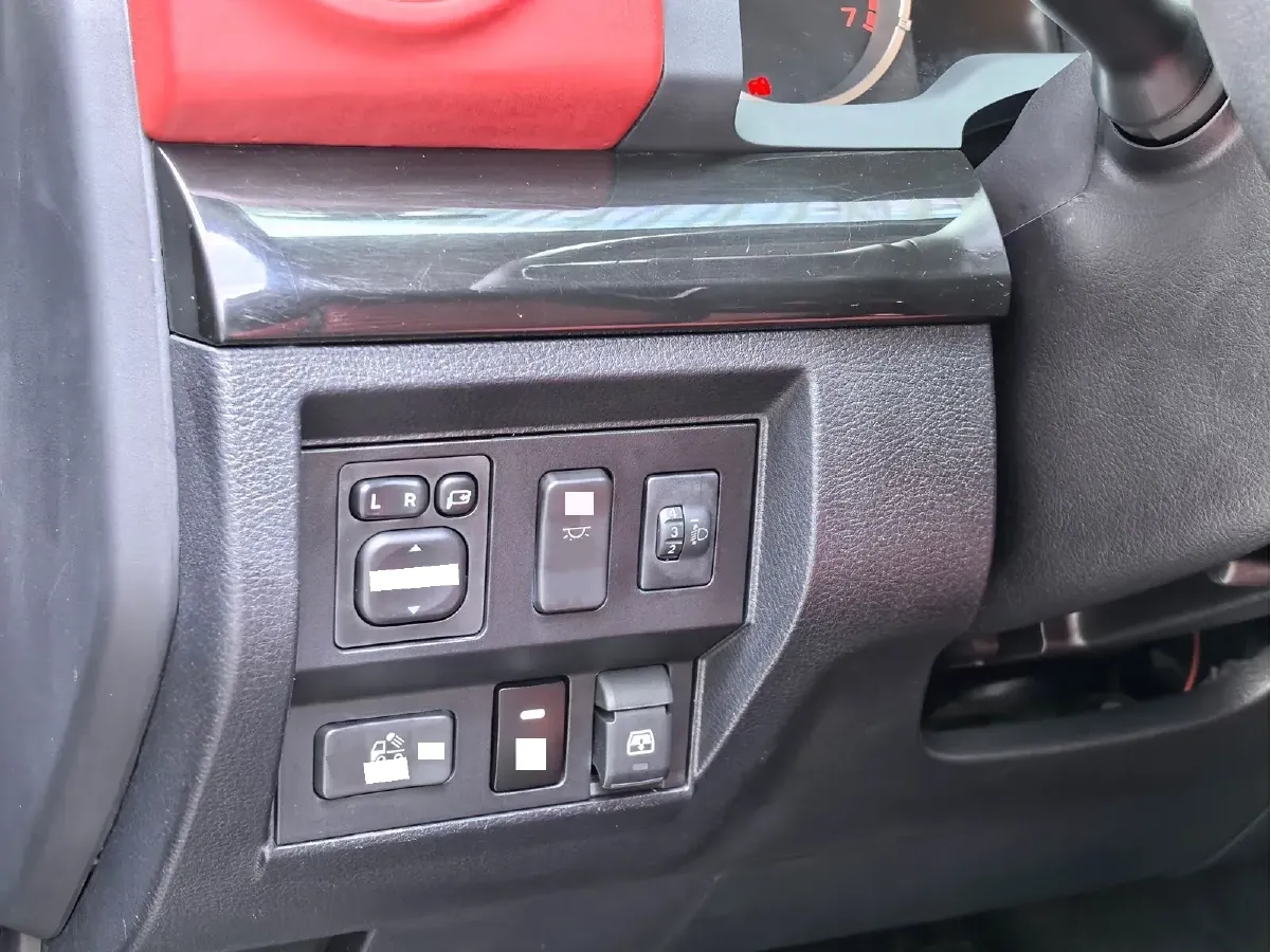 2014 Toyota Tundra 5.7L 386HP V8 6AT,autocango,china used car exporter,china ev exporter,chinese used car exporter,chinese used ev exporter