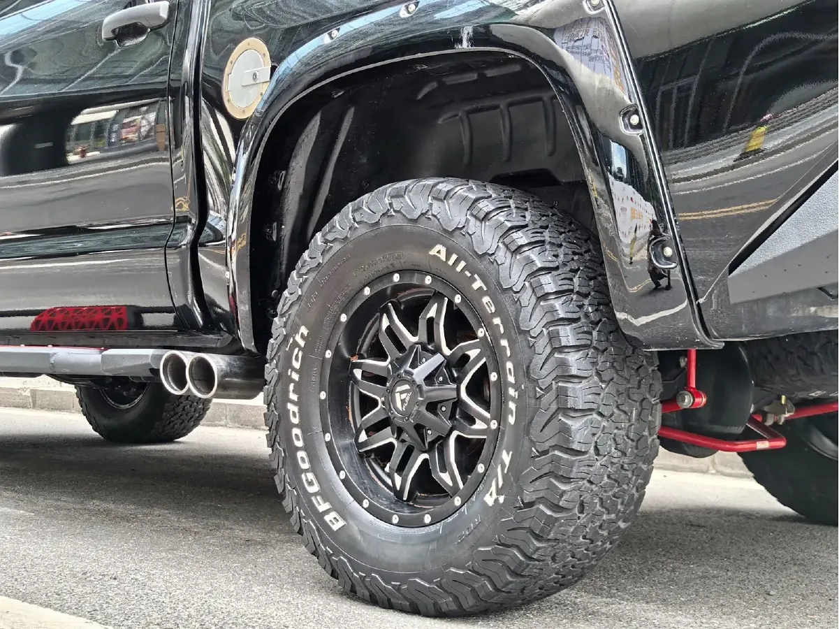 2014 Toyota Tundra 5.7L 386HP V8 6AT,autocango,china used car exporter,china ev exporter,chinese used car exporter,chinese used ev exporter