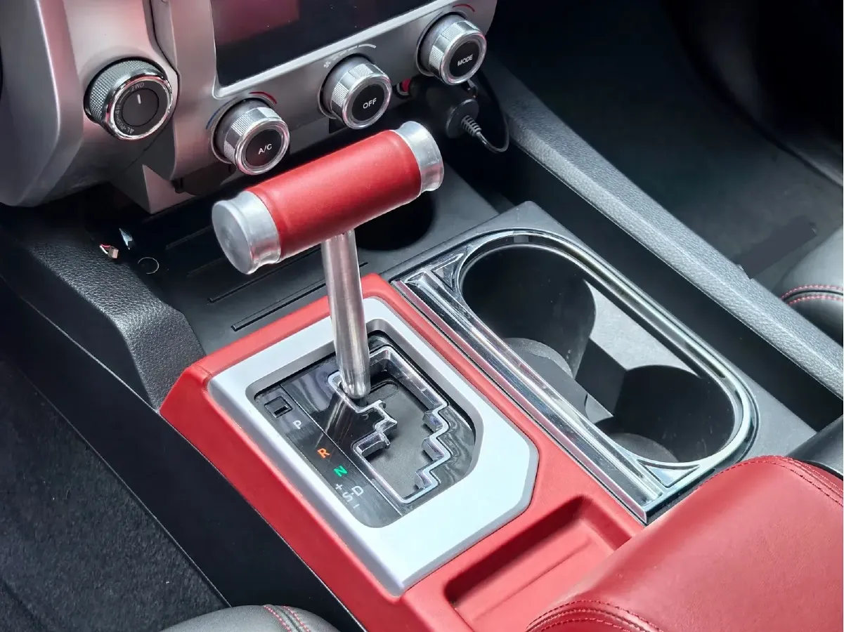 2014 Toyota Tundra 5.7L 386HP V8 6AT,autocango,china used car exporter,china ev exporter,chinese used car exporter,chinese used ev exporter