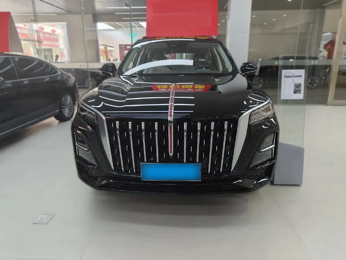2025 HongQi HS5 2.0T 252HP L4 8AT