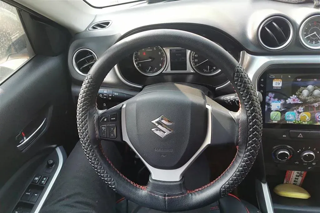 2016 Suzuki Vitara 1.6L 122HP L4 5MT,autocango,china used car exporter,china ev exporter,chinese used car exporter,chinese used ev exporter