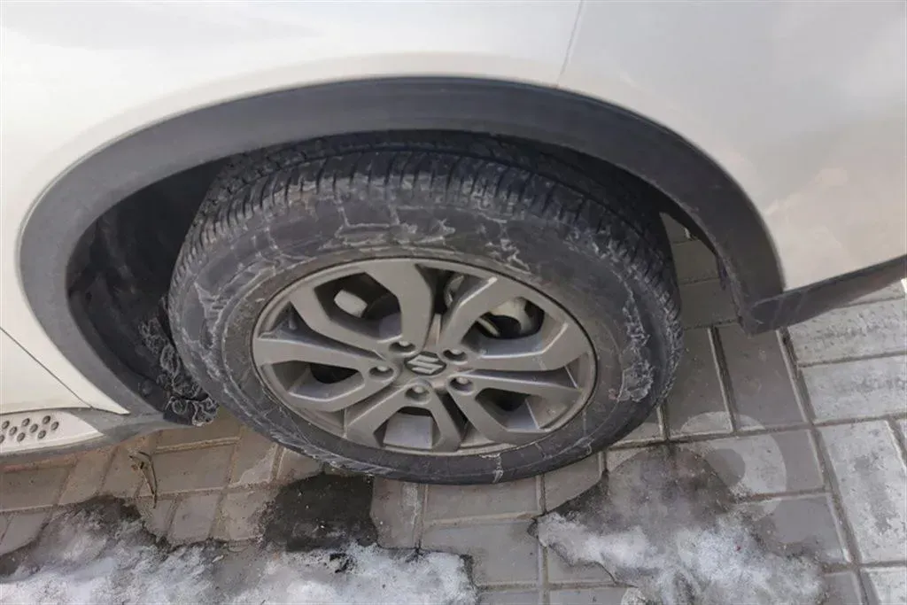 2016 Suzuki Vitara 1.6L 122HP L4 5MT,autocango,china used car exporter,china ev exporter,chinese used car exporter,chinese used ev exporter