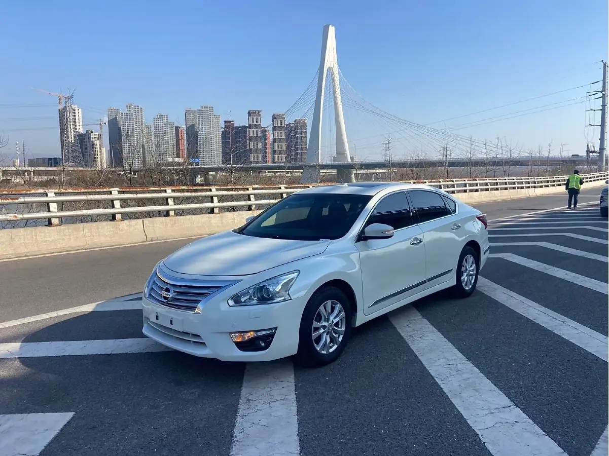 2013 Nissan Teana 2.5L 186HP L4 CVT
