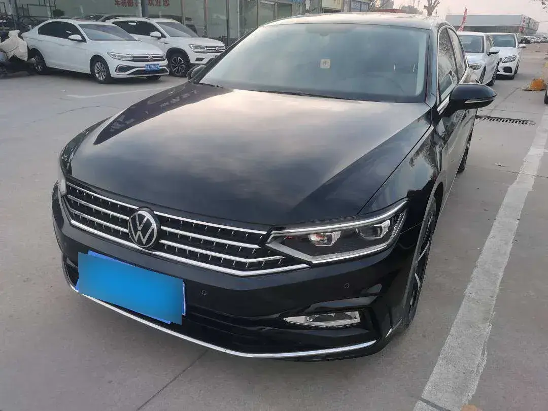 2023 Volkswagen Magotan 2.0T 186HP L4 7DCT