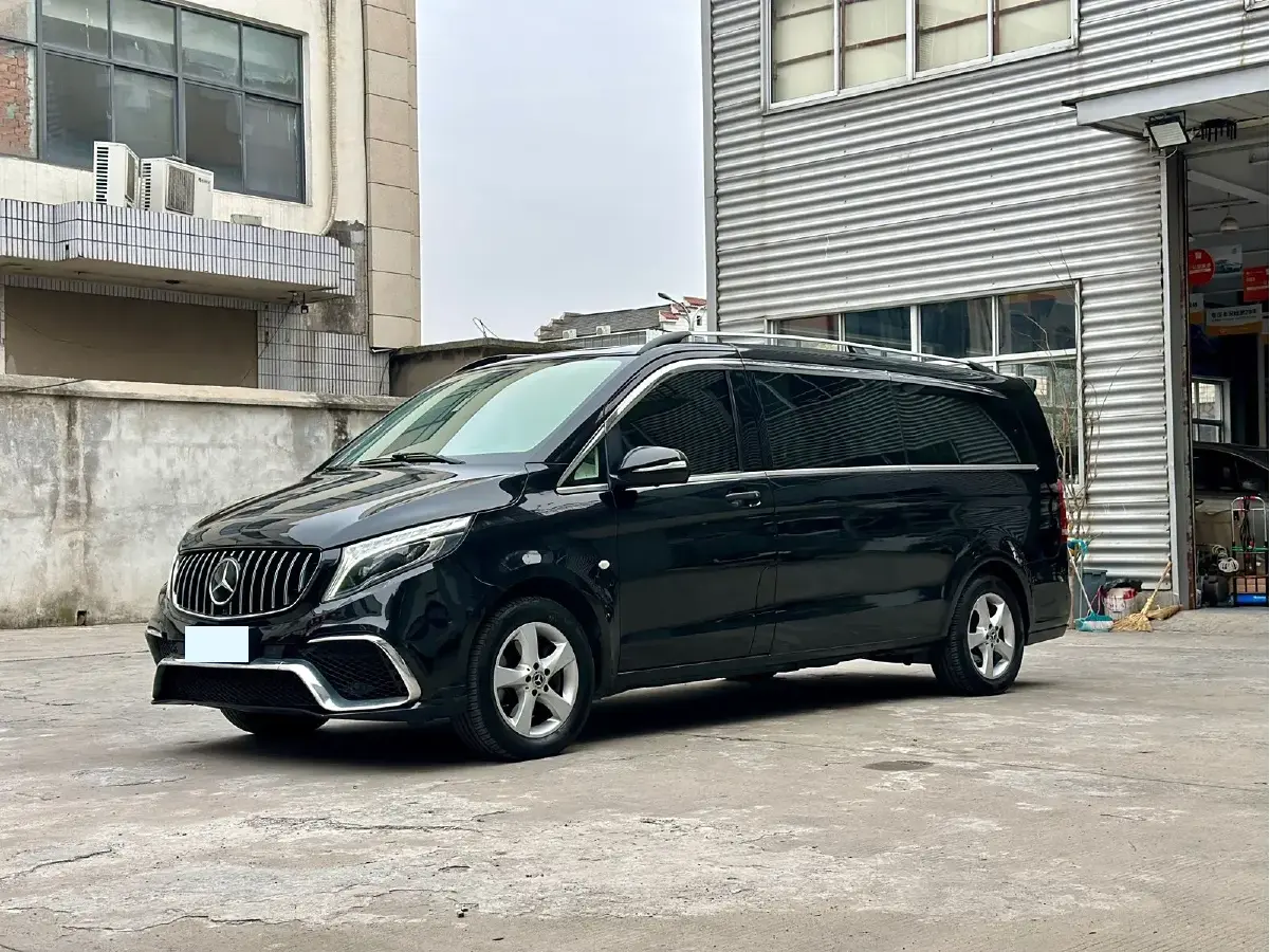 2018 Mercedes-Benz Vito 2.0T 211HP L4 7AT