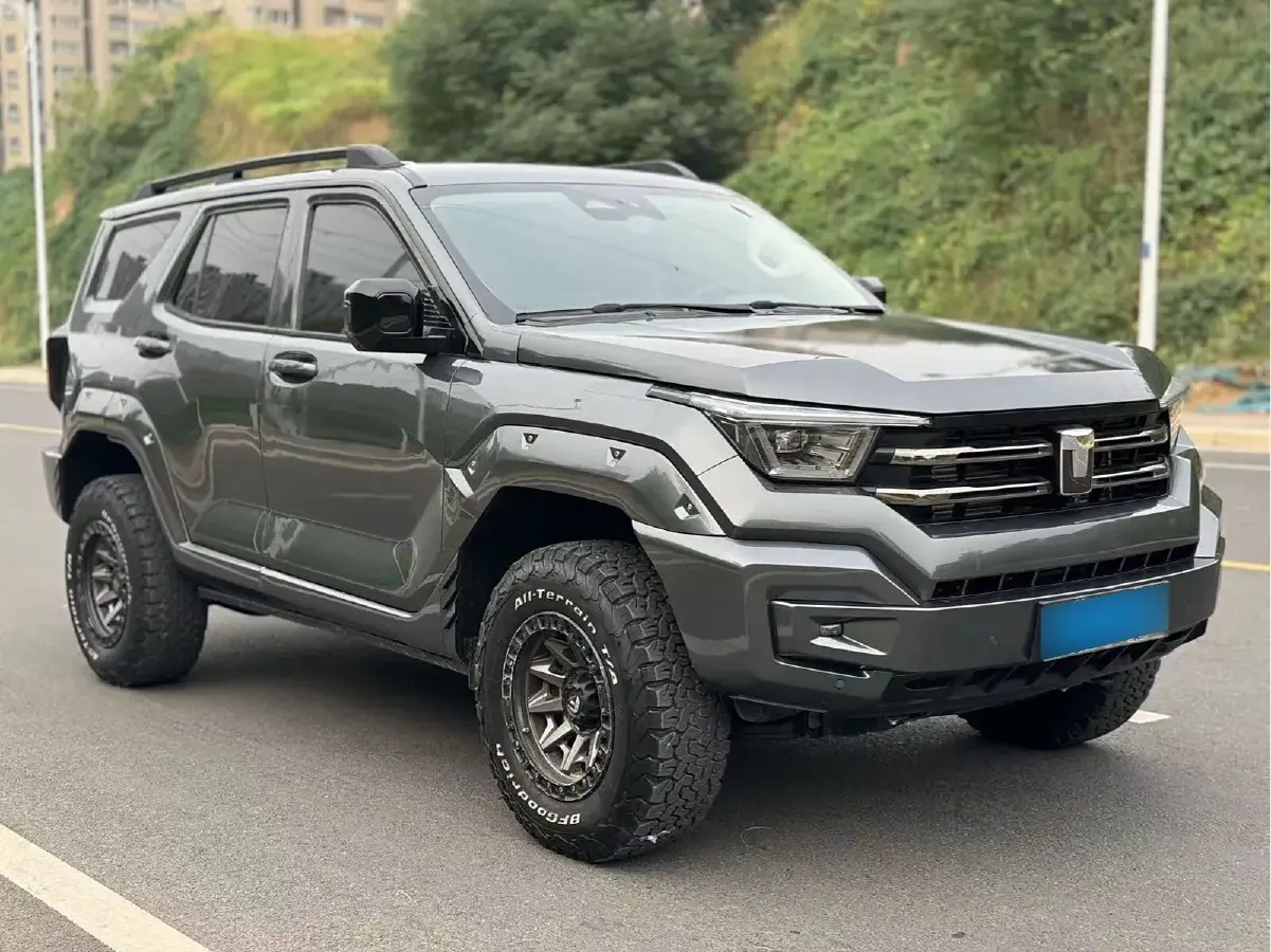 2023 Tank 400 2.0T 252HP L4 9AT PHEV 37.1KWH