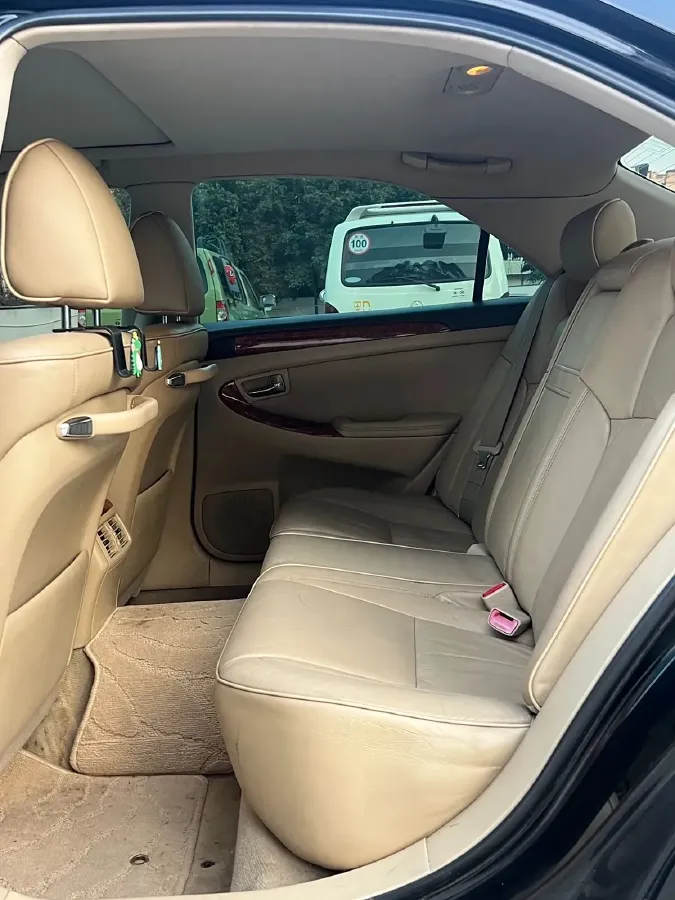 2005 Toyota Crown 3.0L 231HP V6 6AT,autocango,china used car exporter,china ev exporter,chinese used car exporter,chinese used ev exporter