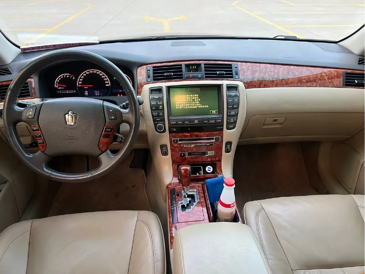 2005 Toyota Crown 3.0L 231HP V6 6AT,autocango,china used car exporter,china ev exporter,chinese used car exporter,chinese used ev exporter