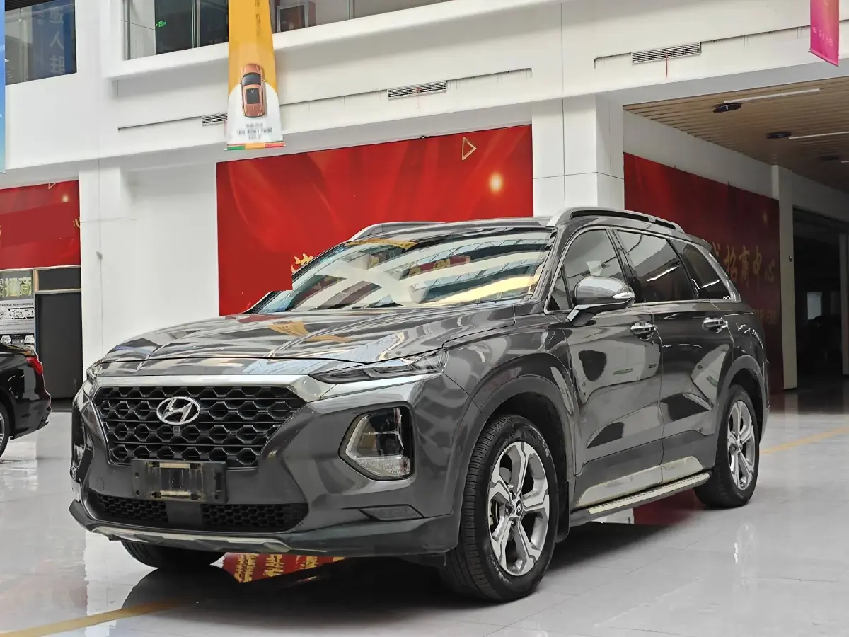 2019 Hyundai Santafe 2.0T 240HP L4 8AT