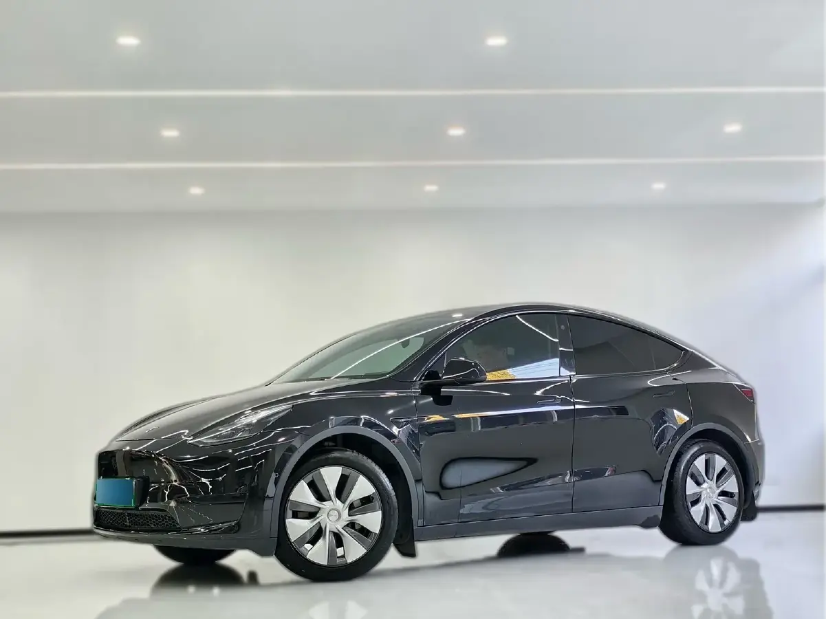 2023 Tesla Model Y BEV 60KWH