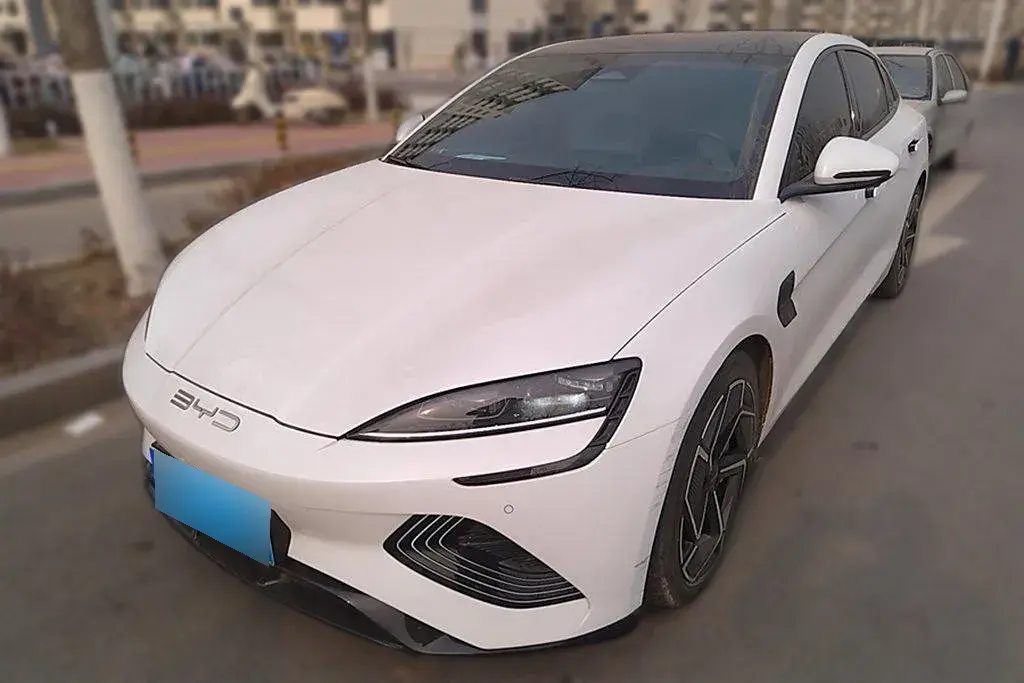 2022 BYD Seal BEV 82.5KWH