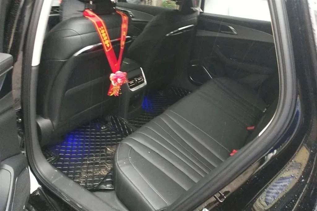 2023 HongQi H5 1.5T 169HP L4 7DCT,autocango,china used car exporter,china ev exporter,chinese used car exporter,chinese used ev exporter