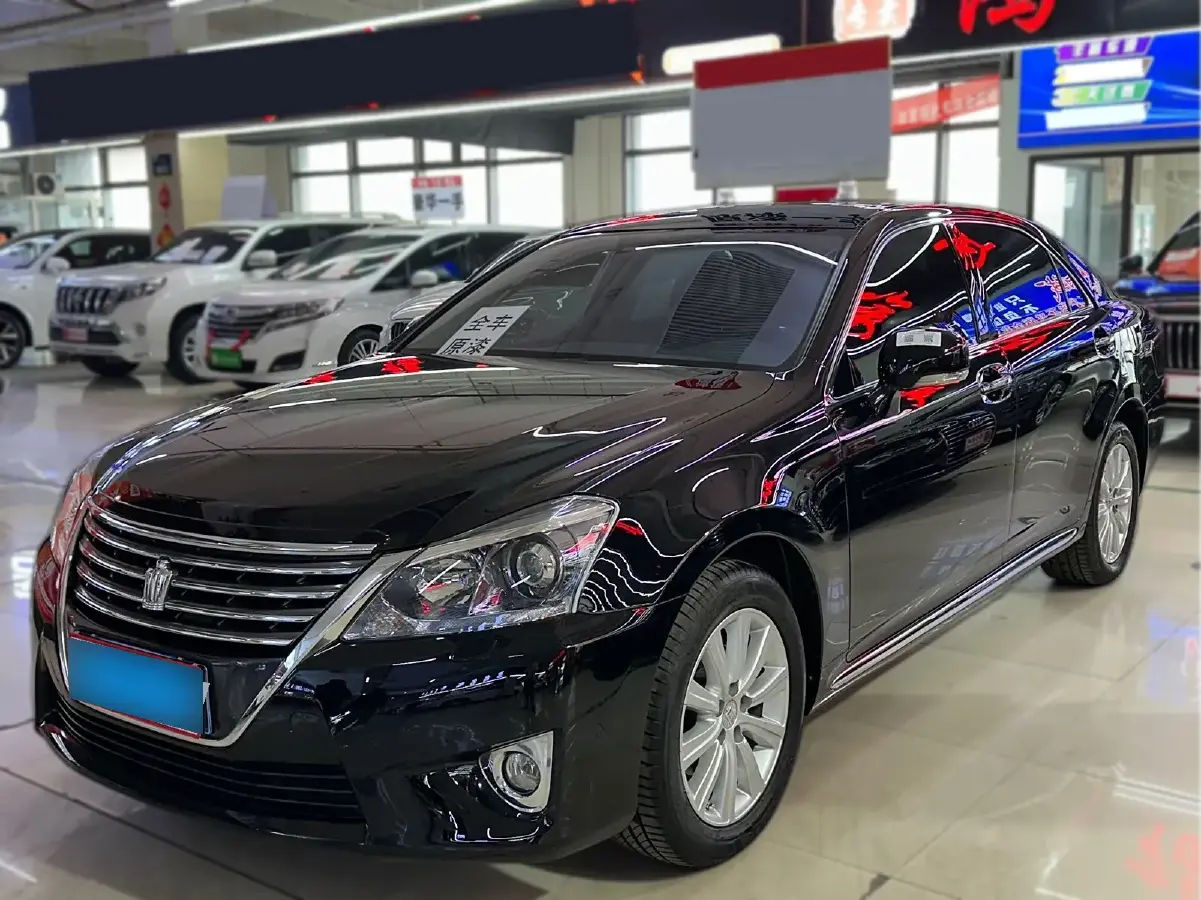 2012 Toyota Crown 2.5L 193HP V6 6AT