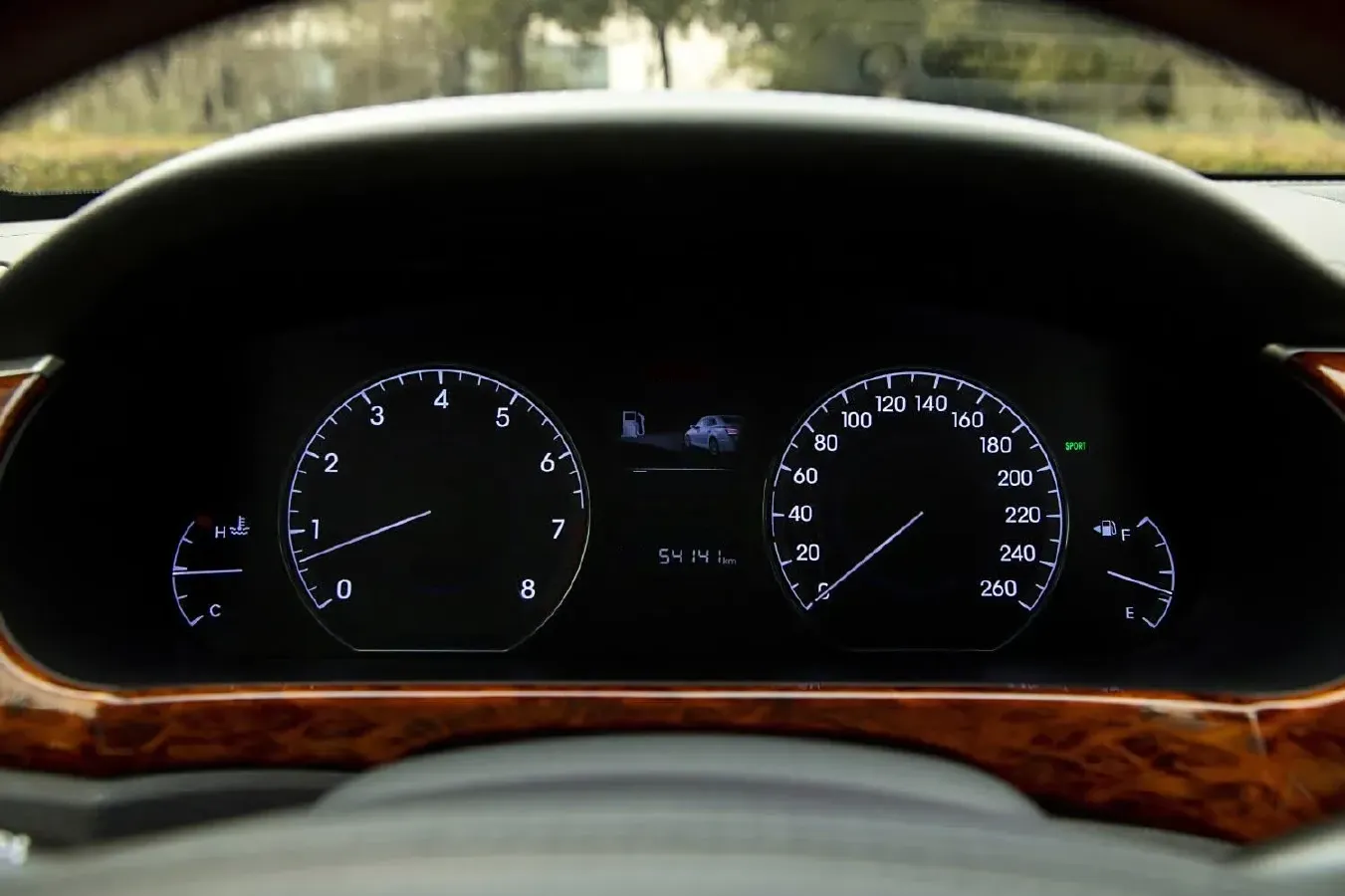 2012 Hyundai Equus 5.0L 430HP V8 8AT,autocango,china used car exporter,china ev exporter,chinese used car exporter,chinese used ev exporter