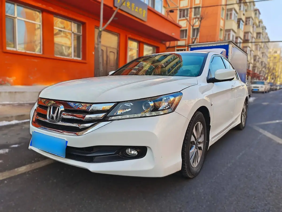 2014 Honda Accord 2.0L 155HP L4 CVT