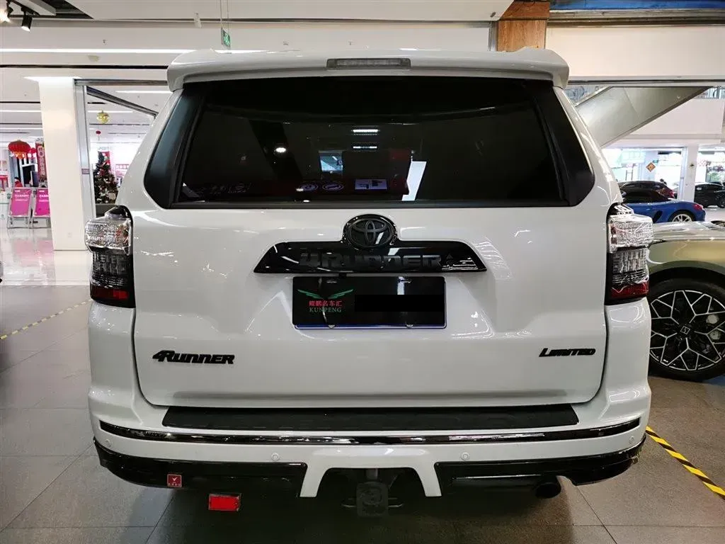 2022 Toyota 4Runner 4.0L 273HP V6 5AT,autocango,china used car exporter,china ev exporter,chinese used car exporter,chinese used ev exporter