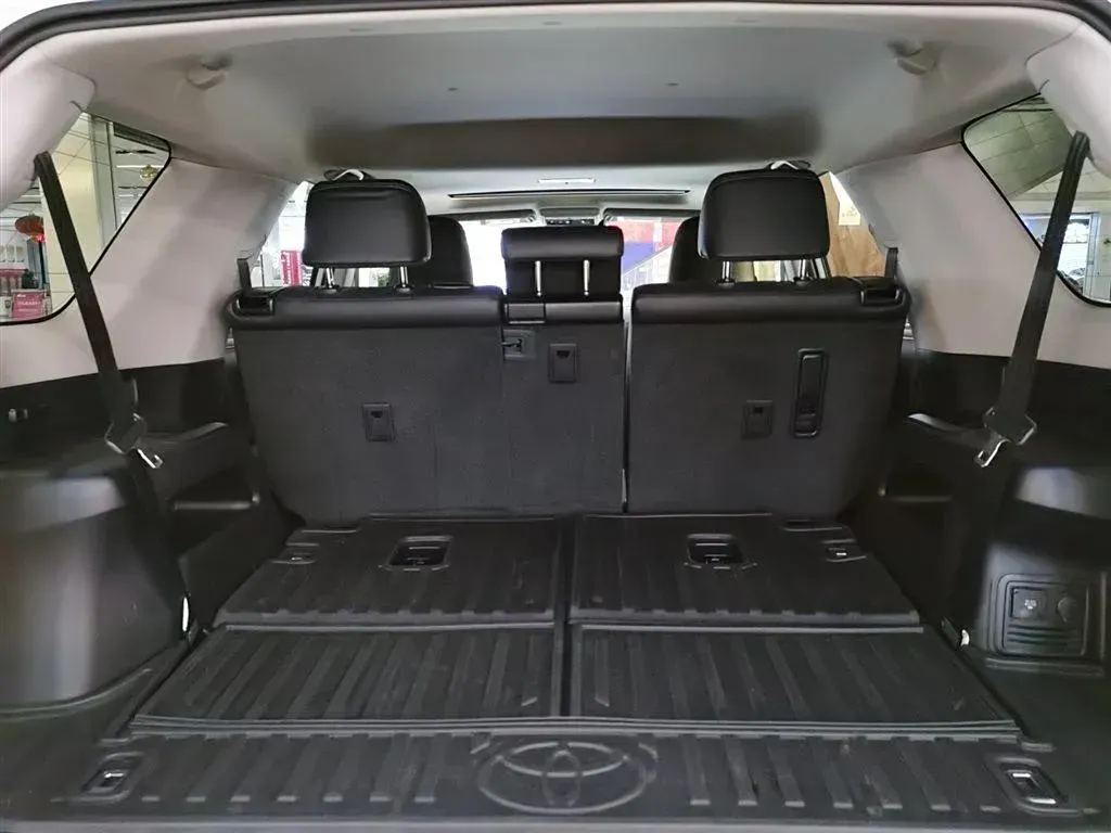 2022 Toyota 4Runner 4.0L 273HP V6 5AT,autocango,china used car exporter,china ev exporter,chinese used car exporter,chinese used ev exporter