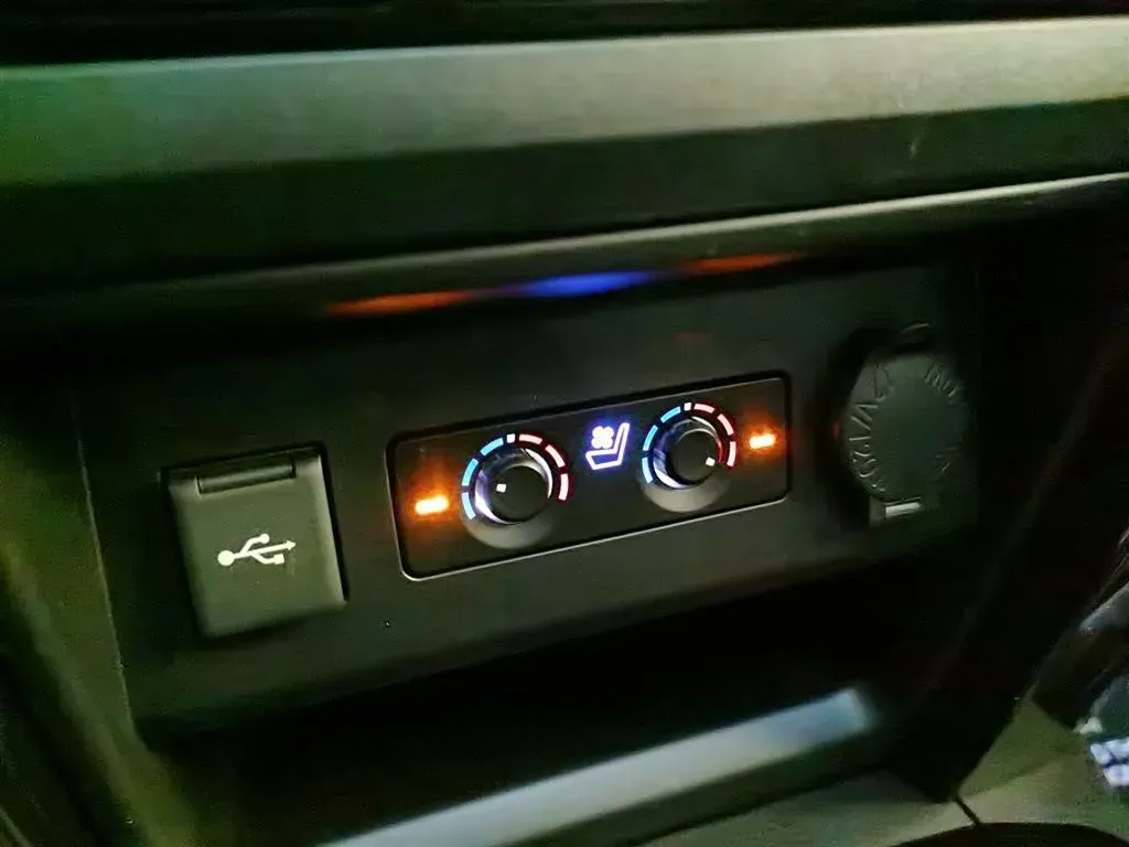 2022 Toyota 4Runner 4.0L 273HP V6 5AT,autocango,china used car exporter,china ev exporter,chinese used car exporter,chinese used ev exporter