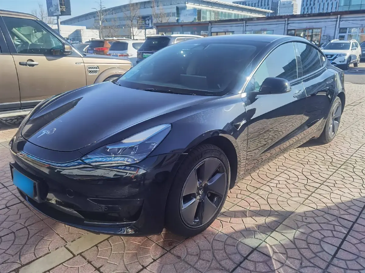 2022 Tesla Model 3 BEV 60KWH