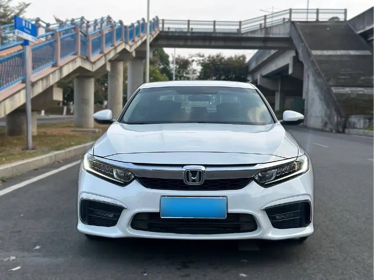 2019 Honda Inspire 1.5T 194HP L4 CVT