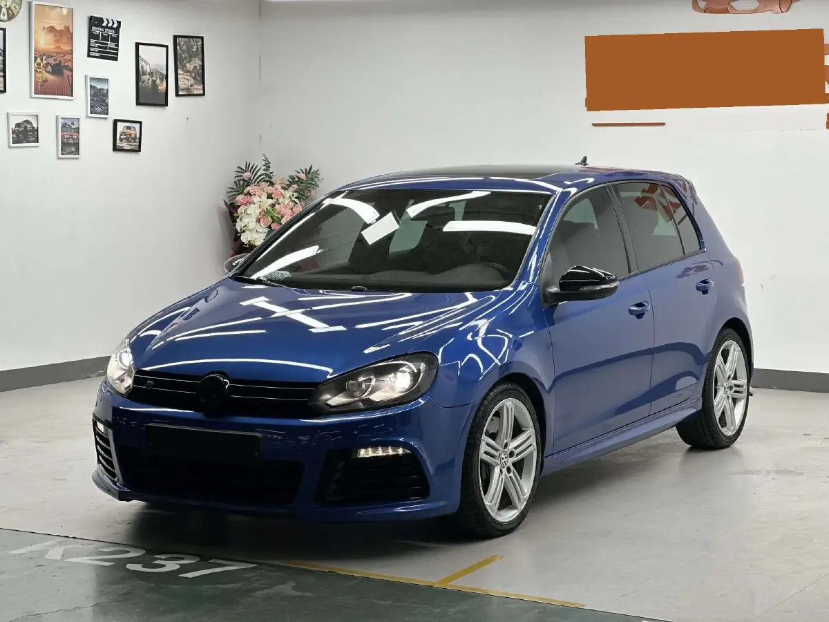 2011 Volkswagen Golf 2.0T 256HP L4 6DCT