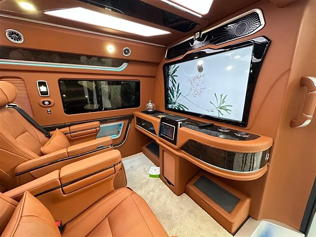 2011 Toyota Hiace 2.7L 154HP L4 4AT,autocango,china used car exporter,china ev exporter,chinese used car exporter,chinese used ev exporter