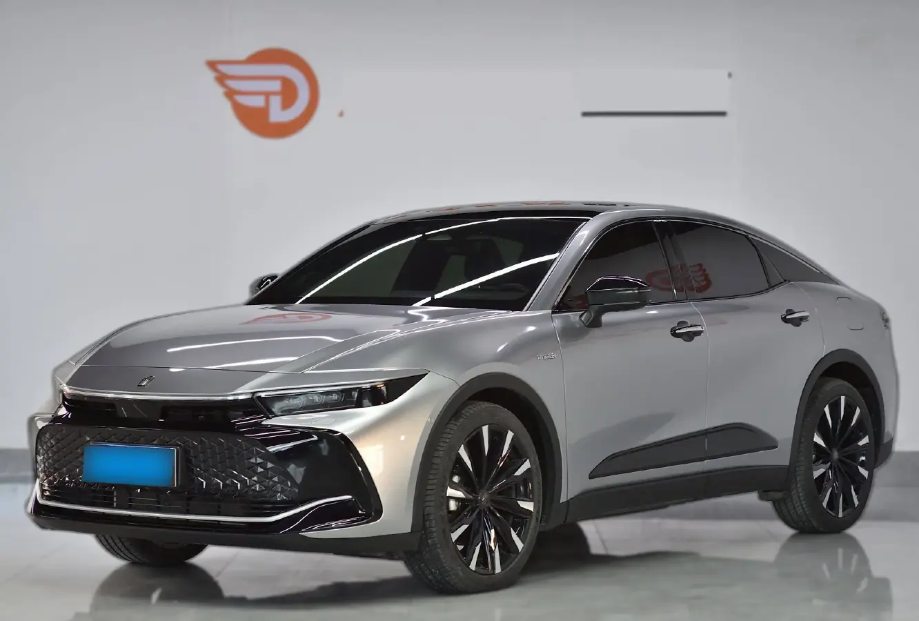 2023 Toyota CrownSportCross 2.4T 269HP L4 6AT Hybrid