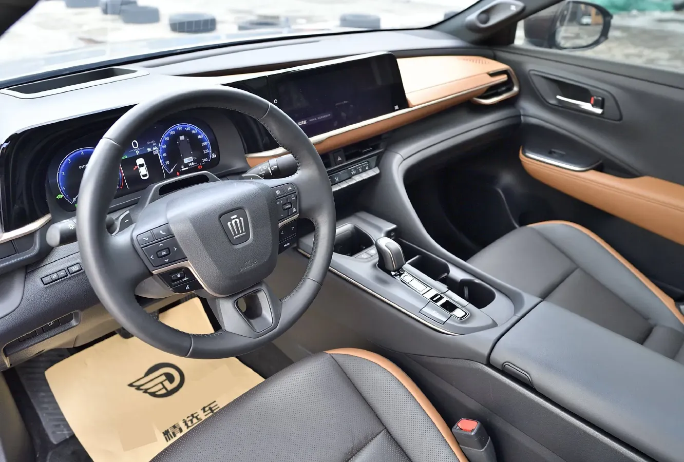 2023 Toyota CrownSportCross 2.4T 269HP L4 6AT Hybrid,autocango,china used car exporter,china ev exporter,chinese used car exporter,chinese used ev exporter