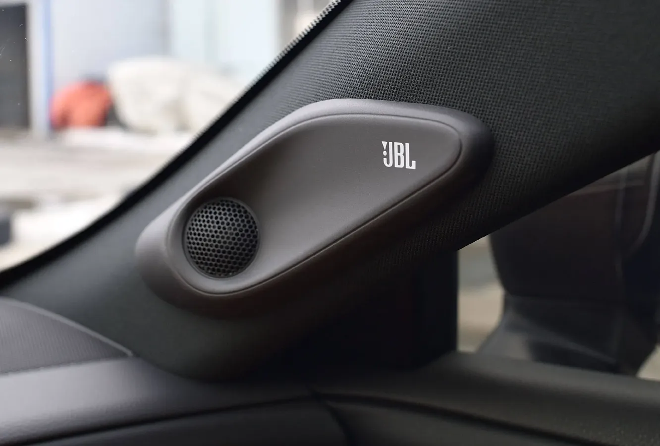 2023 Toyota CrownSportCross 2.4T 269HP L4 6AT Hybrid,autocango,china used car exporter,china ev exporter,chinese used car exporter,chinese used ev exporter