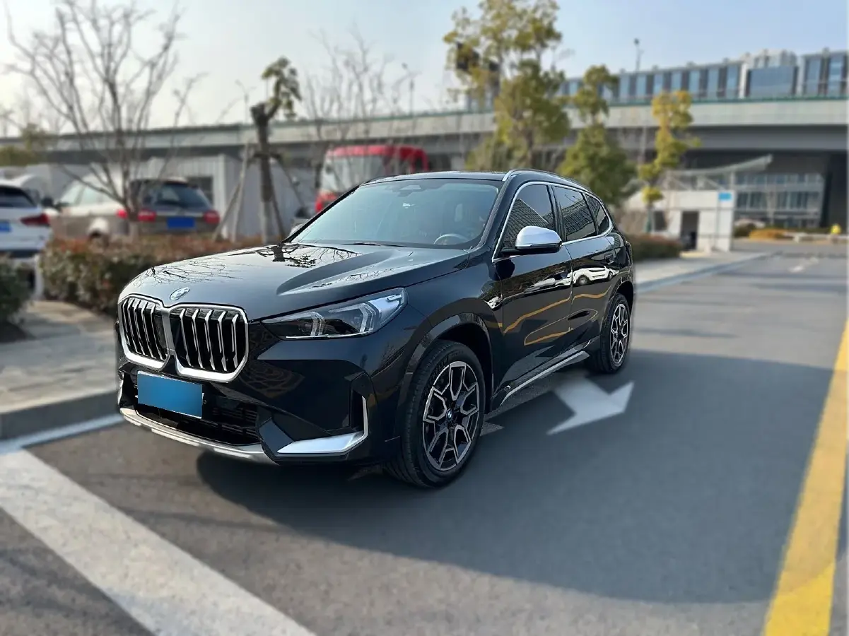 2023 BMW X1 2.0T 204HP L4 7DCT
