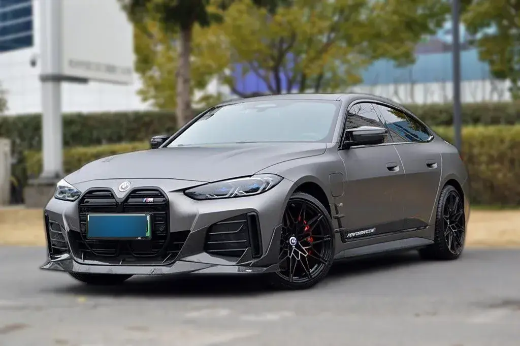 2022 BMW i4 BEV 83.9KWH