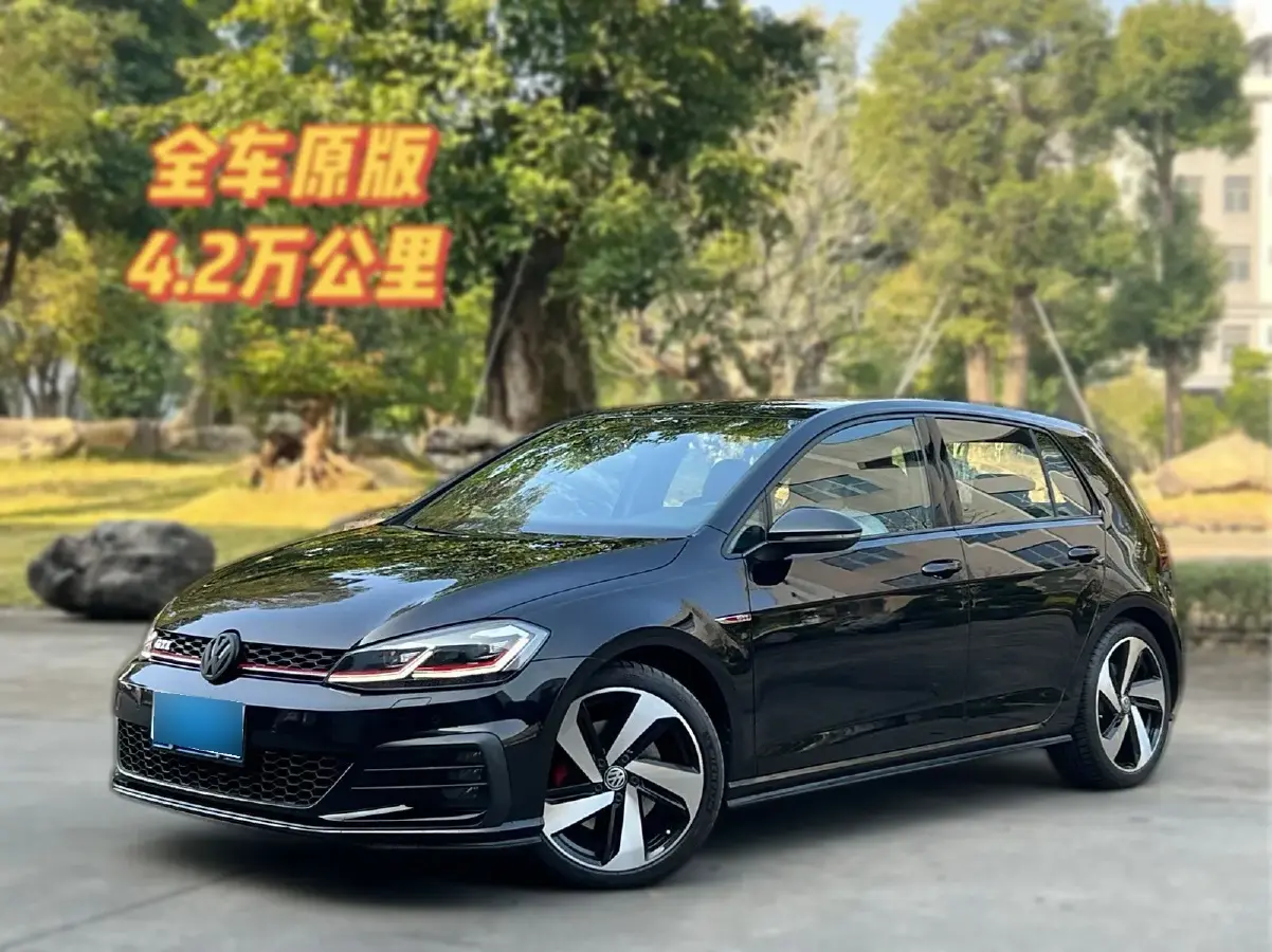 2018 Volkswagen GolfGTI 2.0T 220HP L4 7DCT