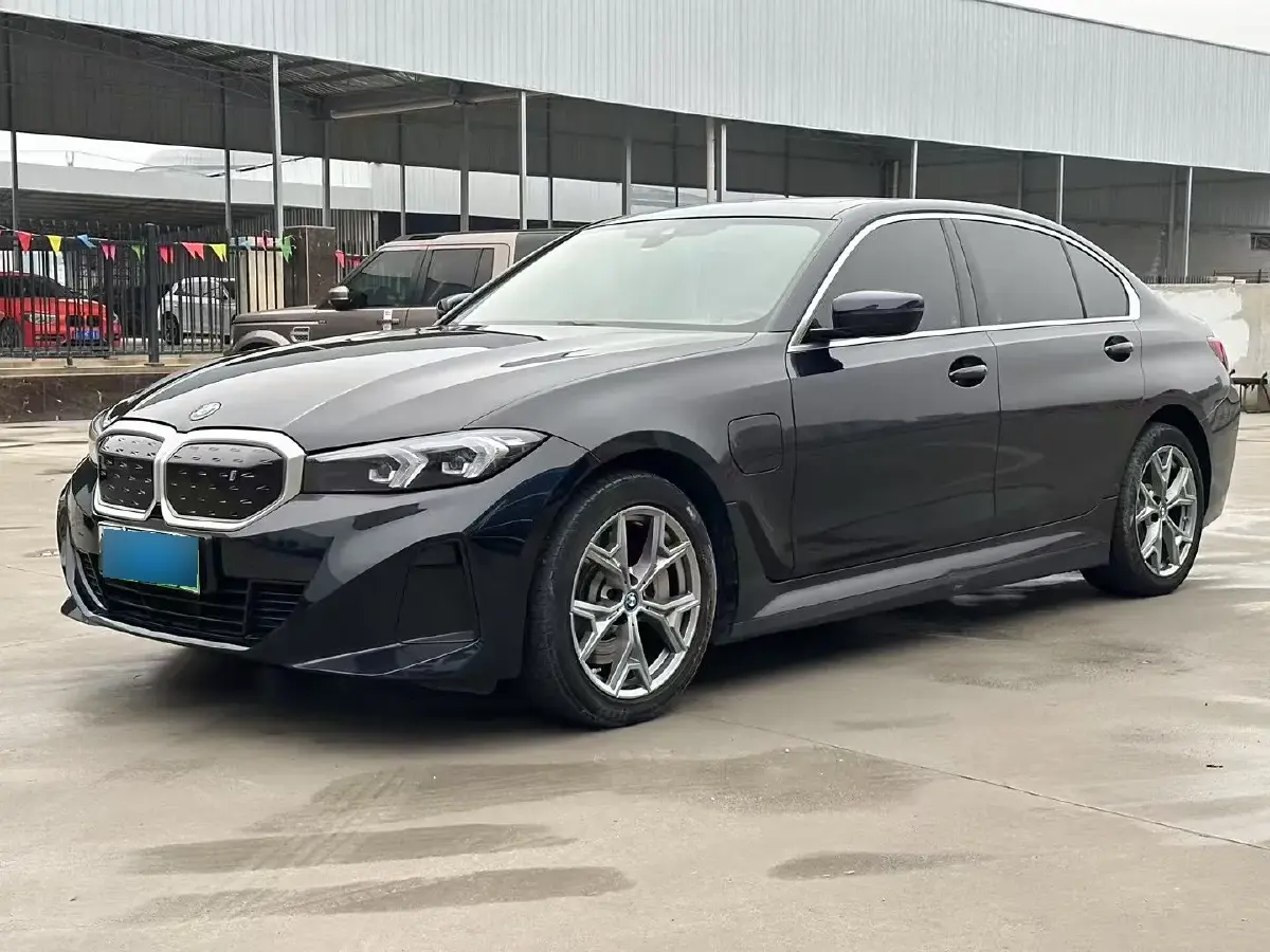 2022 BMW i3 BEV 70KWH