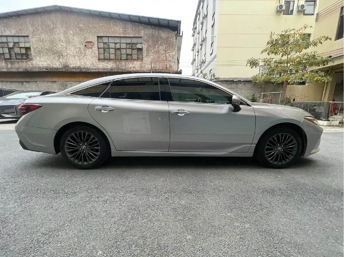 2019 Toyota Avalon 2.5L 209HP L4 8AT,autocango,china used car exporter,china ev exporter,chinese used car exporter,chinese used ev exporter