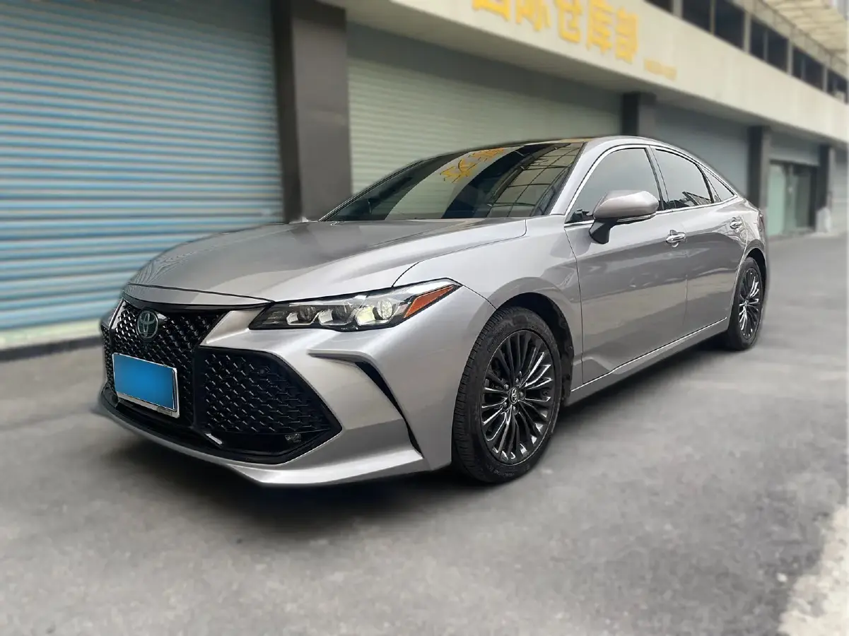 2019 Toyota Avalon 2.5L 209HP L4 8AT