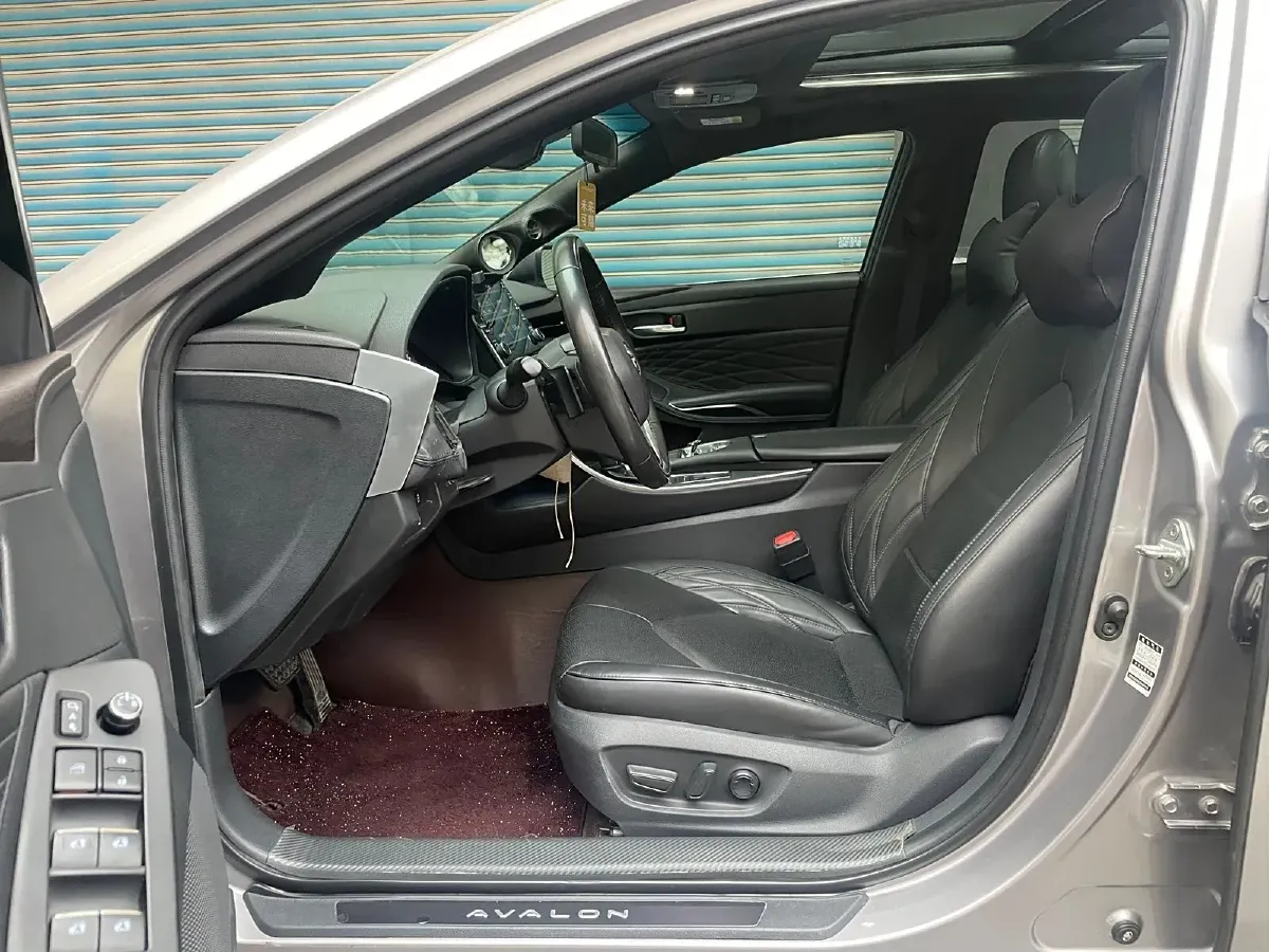 2019 Toyota Avalon 2.5L 209HP L4 8AT,autocango,china used car exporter,china ev exporter,chinese used car exporter,chinese used ev exporter