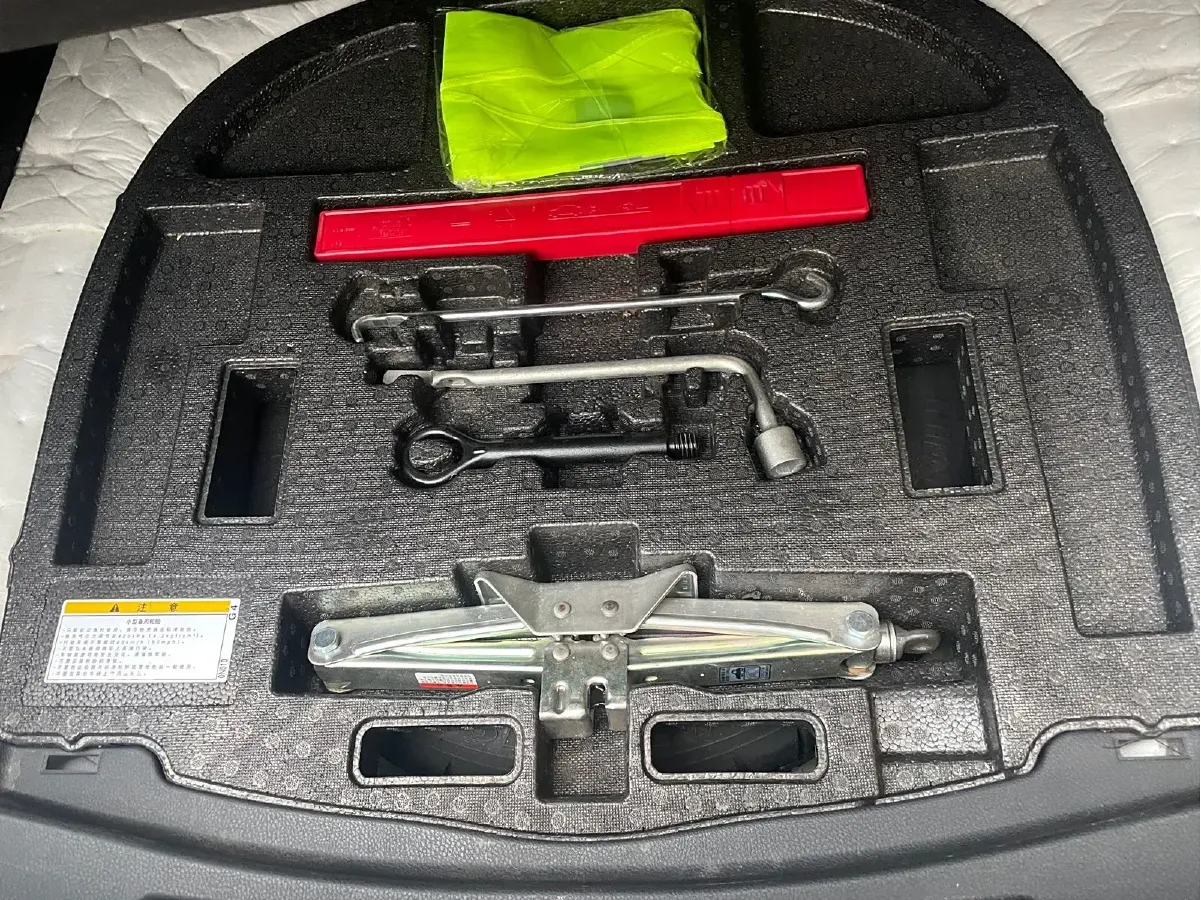 2019 Toyota Avalon 2.5L 209HP L4 8AT,autocango,china used car exporter,china ev exporter,chinese used car exporter,chinese used ev exporter