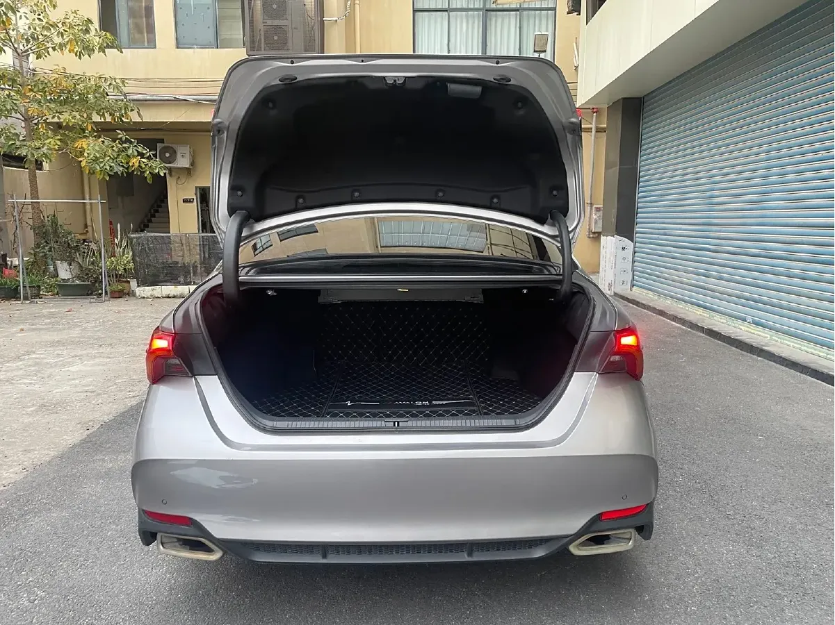 2019 Toyota Avalon 2.5L 209HP L4 8AT,autocango,china used car exporter,china ev exporter,chinese used car exporter,chinese used ev exporter