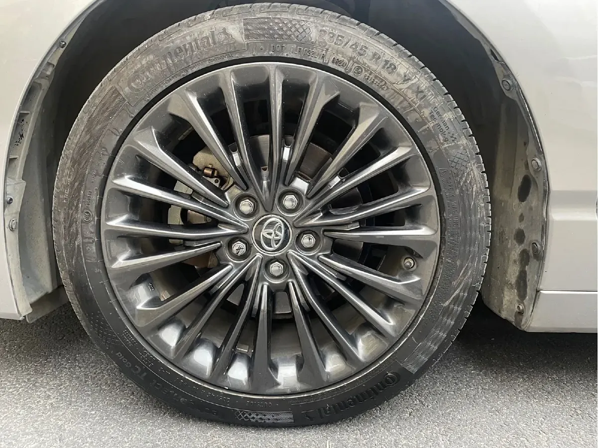 2019 Toyota Avalon 2.5L 209HP L4 8AT,autocango,china used car exporter,china ev exporter,chinese used car exporter,chinese used ev exporter