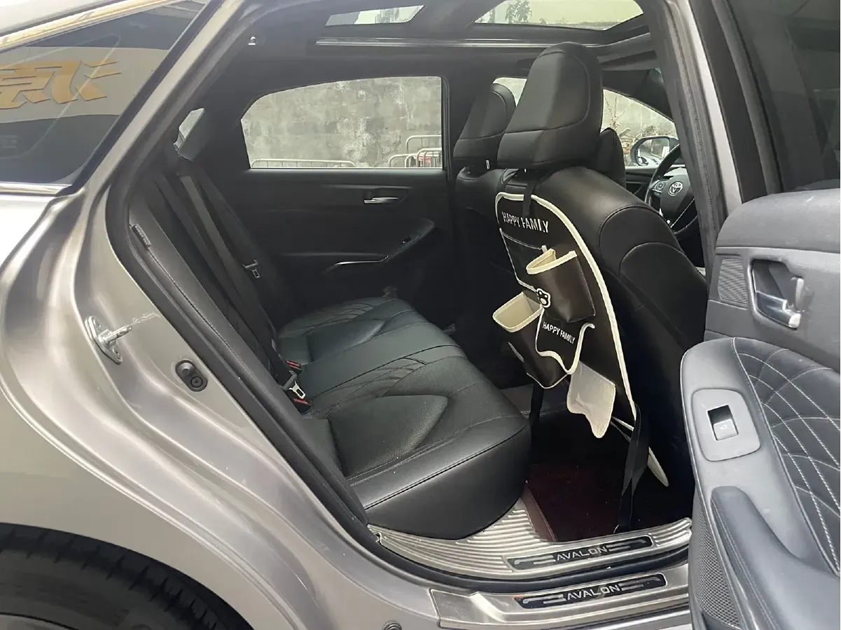 2019 Toyota Avalon 2.5L 209HP L4 8AT,autocango,china used car exporter,china ev exporter,chinese used car exporter,chinese used ev exporter