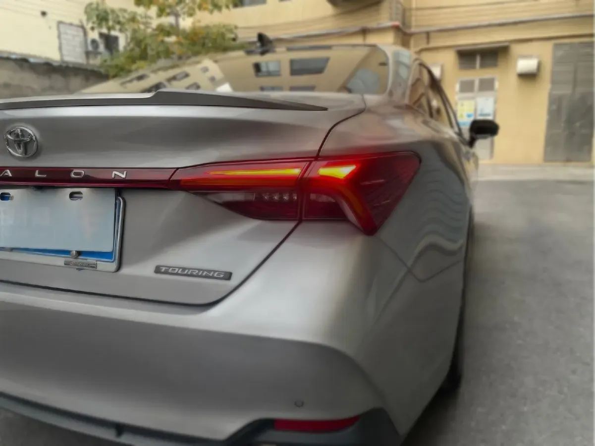 2019 Toyota Avalon 2.5L 209HP L4 8AT,autocango,china used car exporter,china ev exporter,chinese used car exporter,chinese used ev exporter