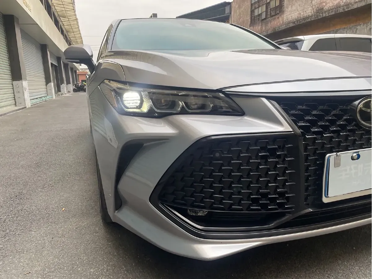 2019 Toyota Avalon 2.5L 209HP L4 8AT,autocango,china used car exporter,china ev exporter,chinese used car exporter,chinese used ev exporter