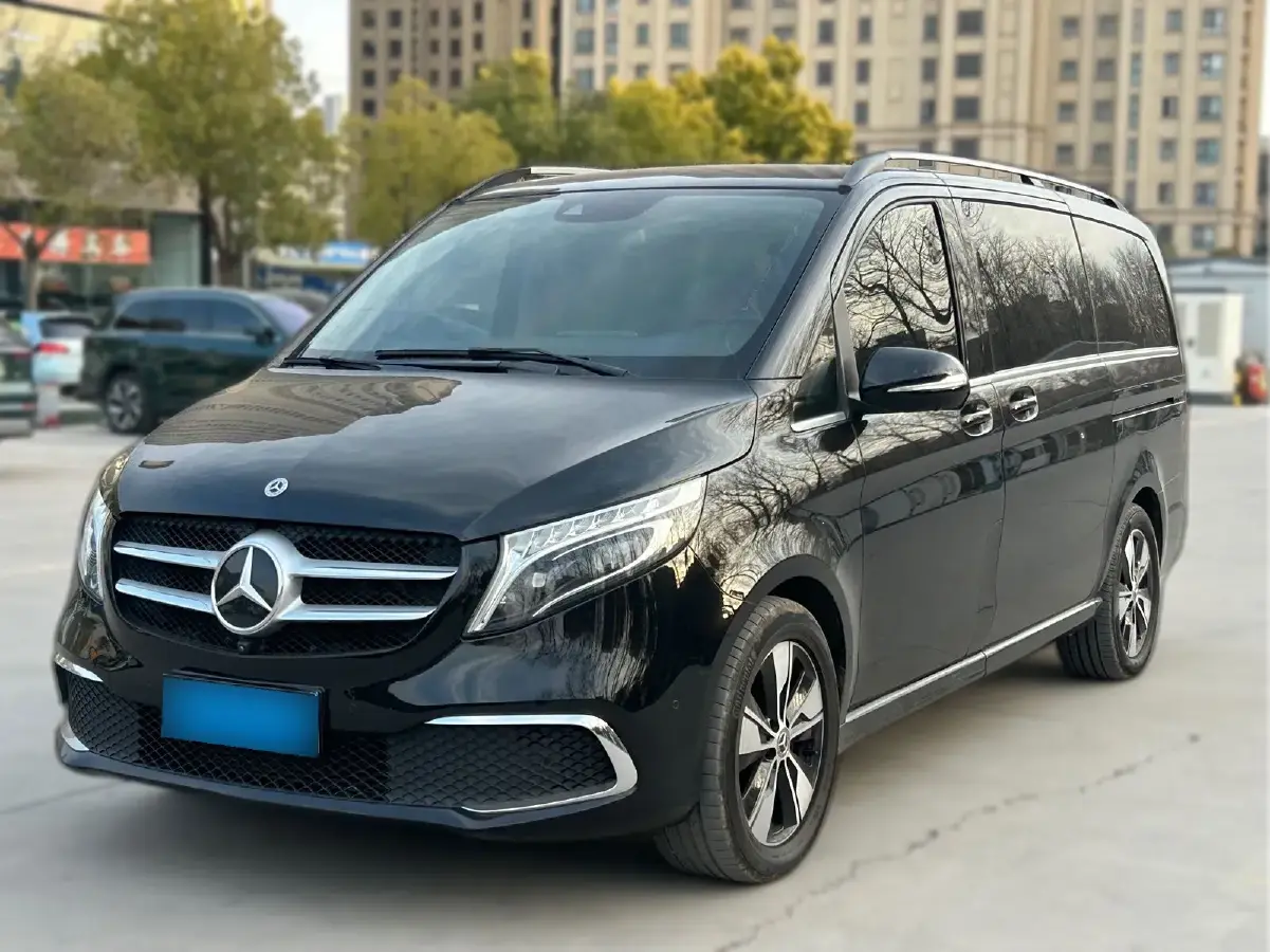 2021 Mercedes-Benz V Class 2.0T 211HP L4 9AT