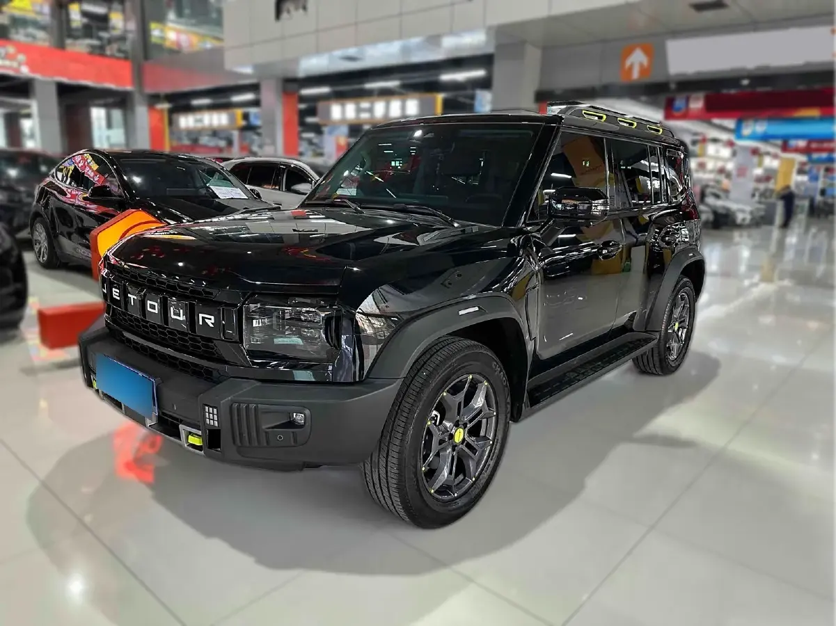 2023 Jetour Traveller 2.0T 254HP L4 7DCT