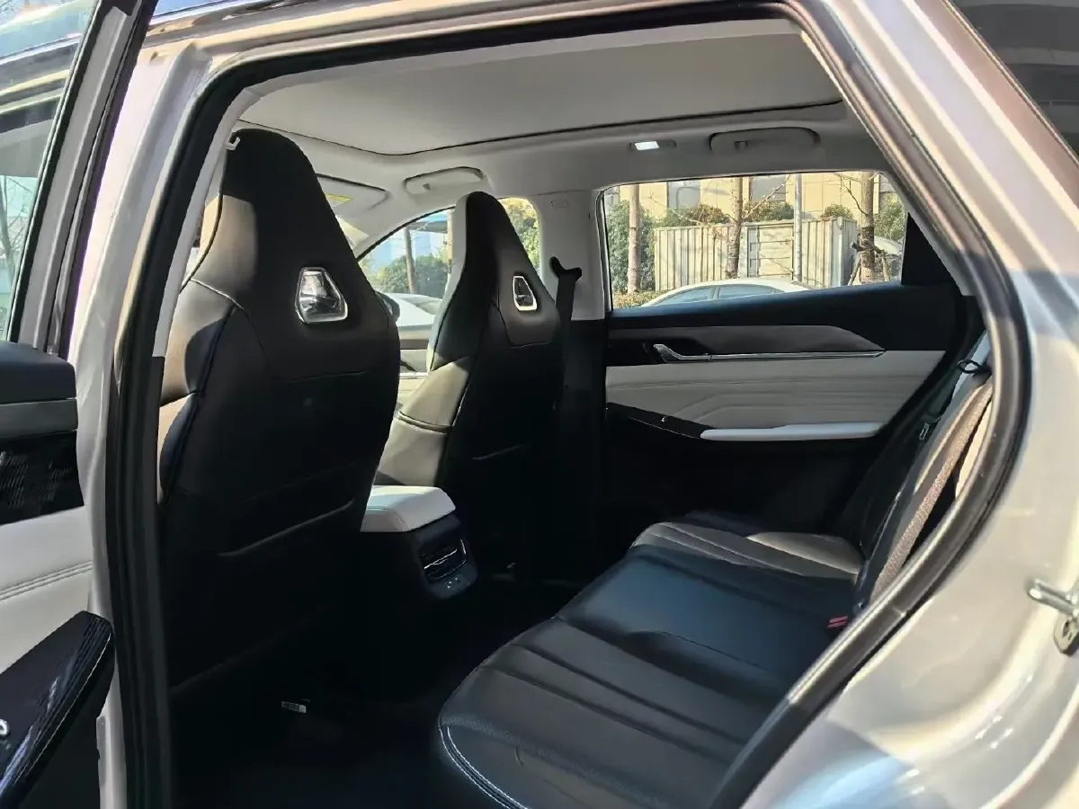 2023 DongFeng Aeolus HaoHan 1.5T 204HP L4 4DHT Hybrid,autocango,china used car exporter,china ev exporter,chinese used car exporter,chinese used ev exporter