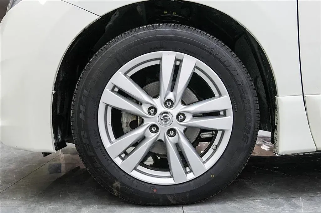 2015 Nissan Quest 3.5L 277HP V6 CVT,autocango,china used car exporter,china ev exporter,chinese used car exporter,chinese used ev exporter