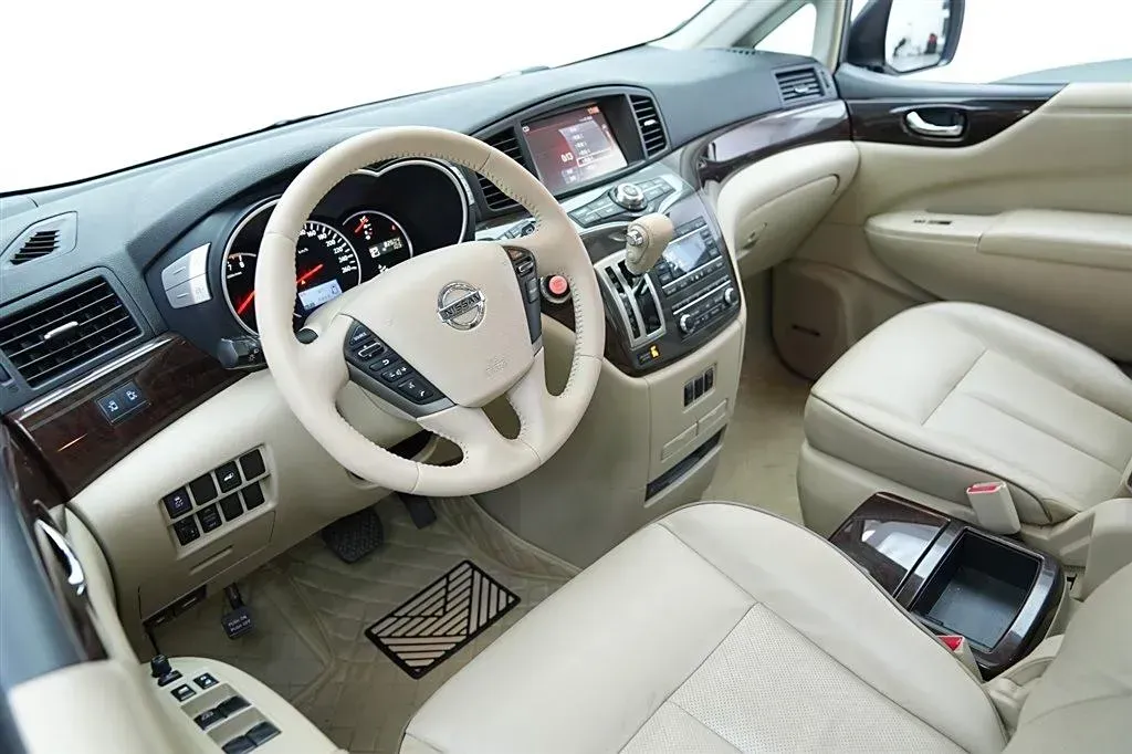 2015 Nissan Quest 3.5L 277HP V6 CVT,autocango,china used car exporter,china ev exporter,chinese used car exporter,chinese used ev exporter
