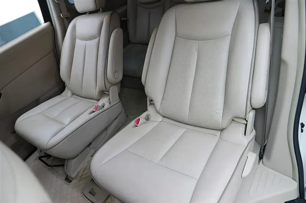 2015 Nissan Quest 3.5L 277HP V6 CVT,autocango,china used car exporter,china ev exporter,chinese used car exporter,chinese used ev exporter