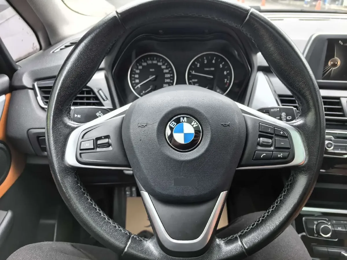 2016 BMW 2 Series Wagon 1.5T 136HP L3 6AT,autocango,china used car exporter,china ev exporter,chinese used car exporter,chinese used ev exporter